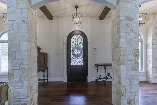 Photo of 122 Forest Creek Circle