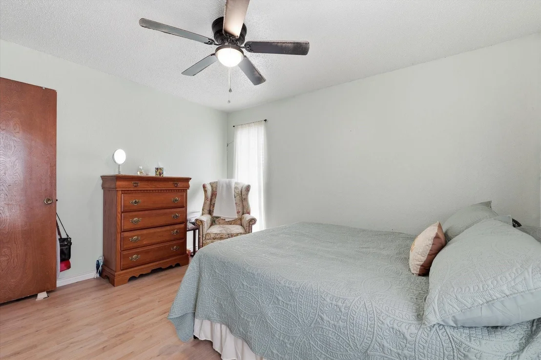 Photo of 459 County Road 427