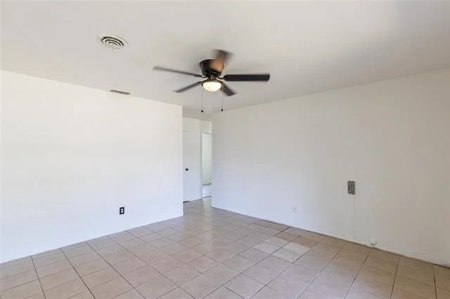 Photo of 5131 Encino Road