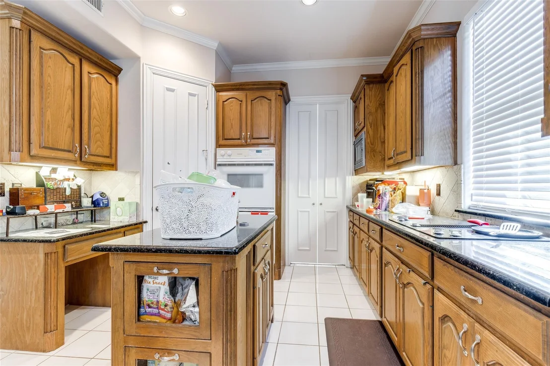 Photo of 5929 Pebblestone Lane
