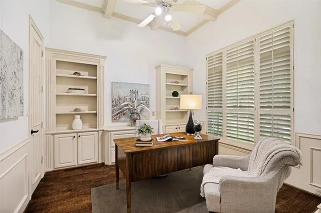Photo of 5937 Glendower Lane