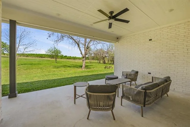 Photo of 445 Rodeo Way