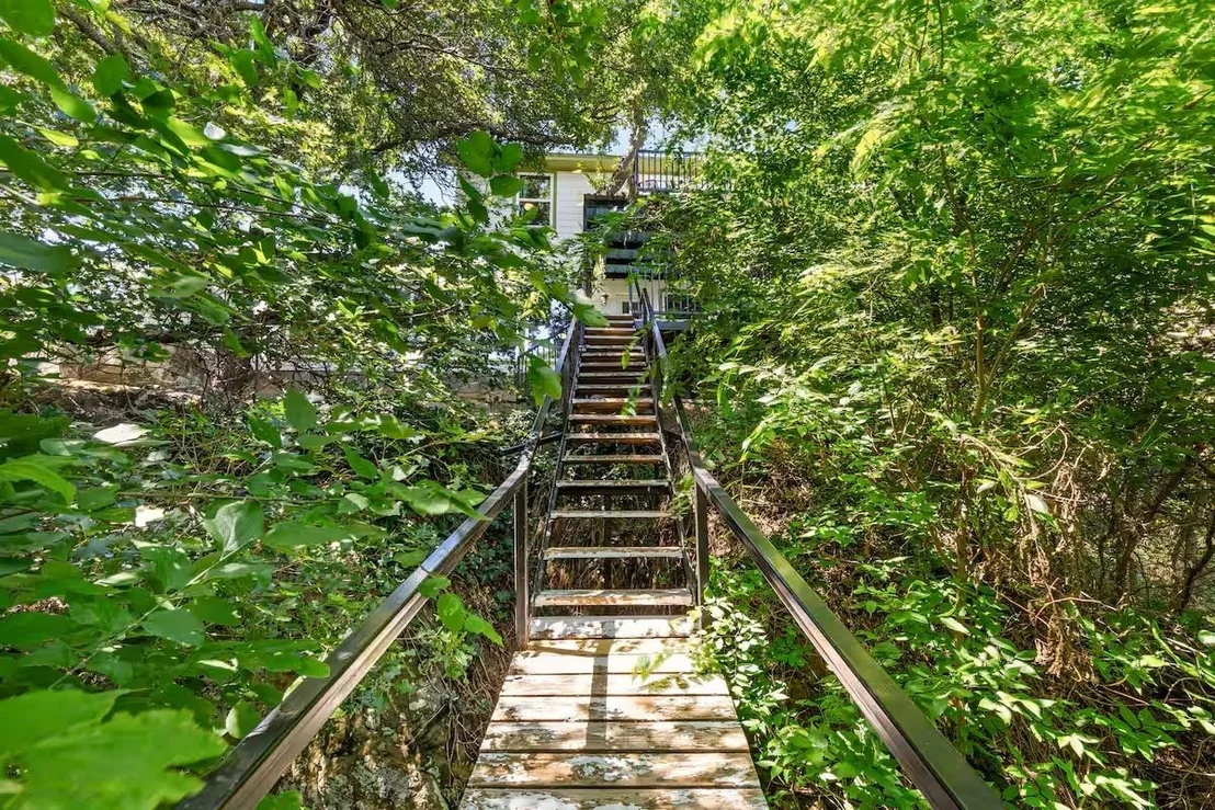 Photo of 8214 County Road 607