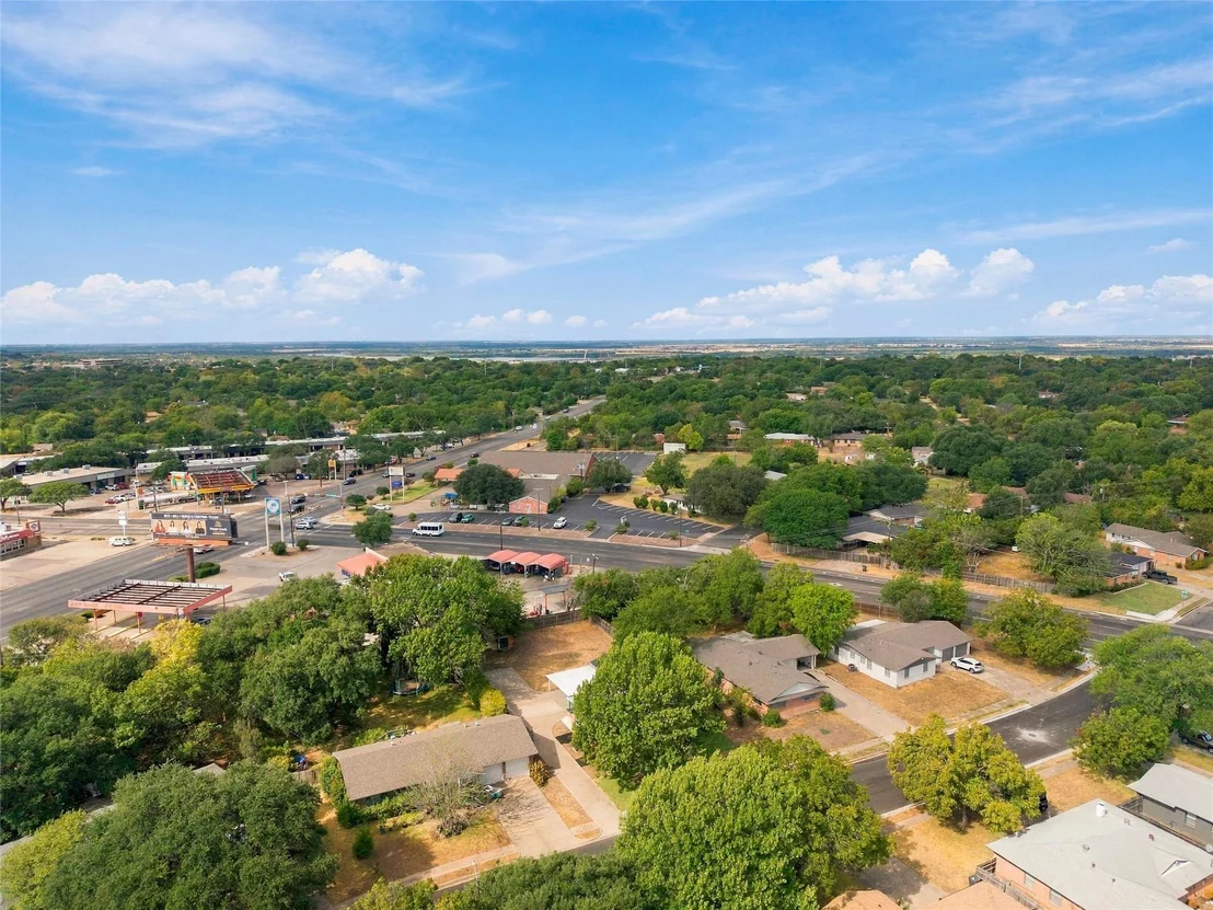 Photo of 1720 Mountainview Drive