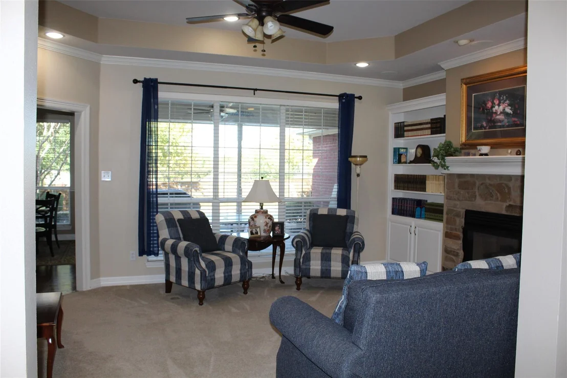Photo of 2131 Deer Run
