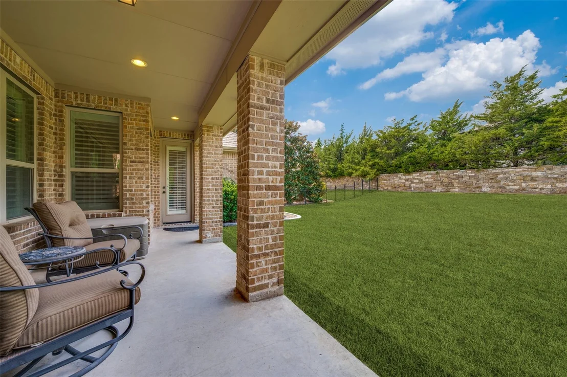 Photo of 5804 River Highlands Drive