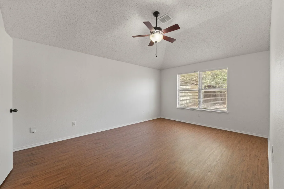 Photo of 832 Beaver Creek Drive