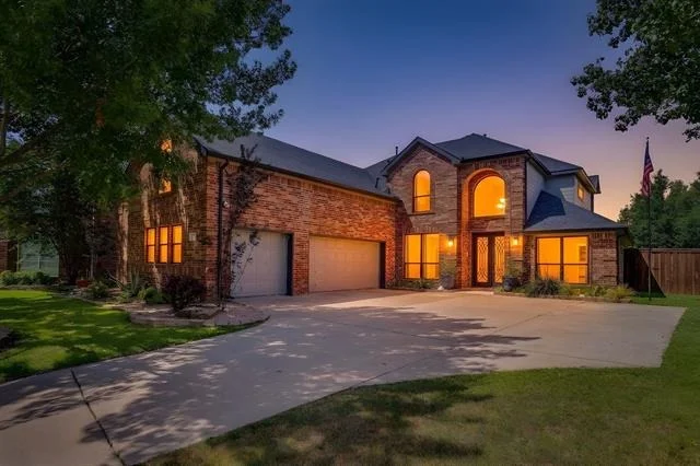 Photo of 18 Hideaway Court