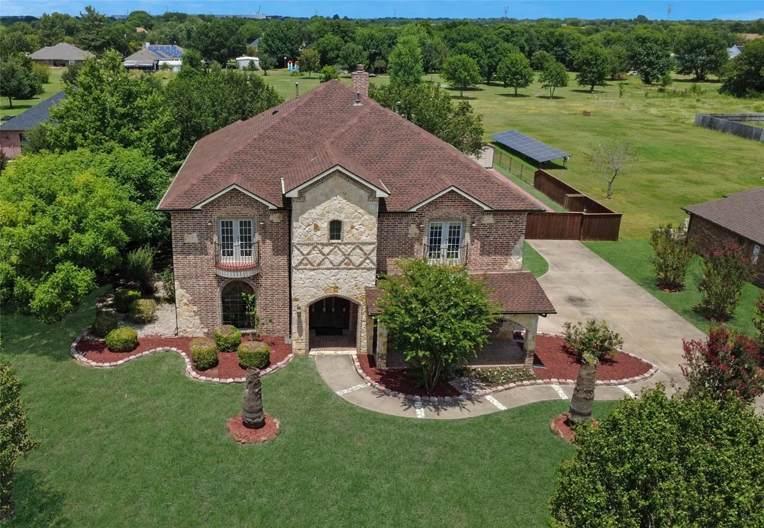 Photo of 815 Meadow Lark Lane