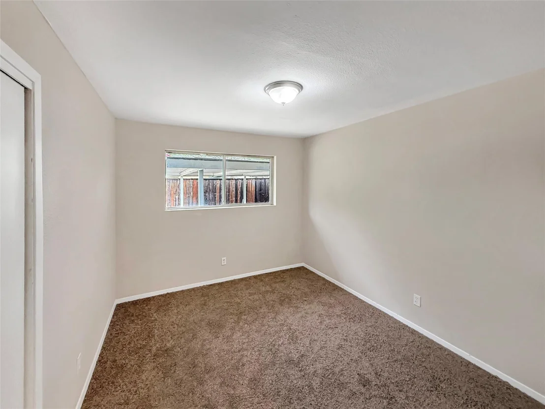 Photo of 1717 Globe Avenue