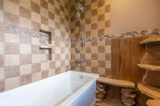 Photo of 819 Avenue Q