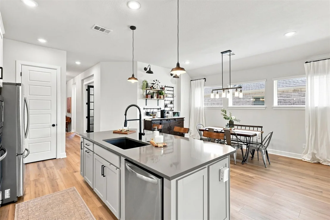 Photo of 1612 Ranger Road