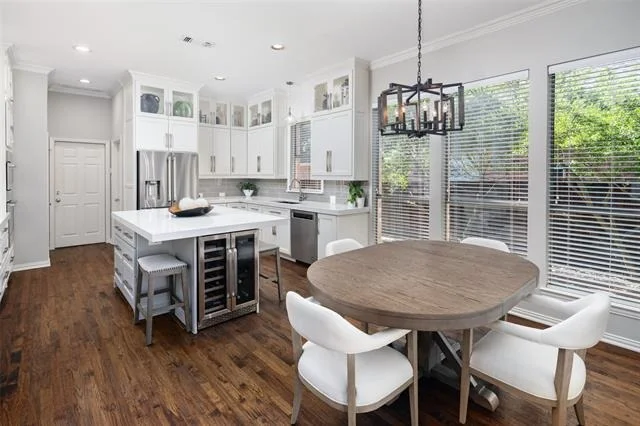 Photo of 909 Sonora Drive