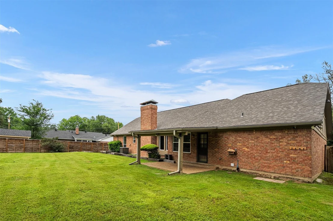 Photo of 1102 Mill Run Road