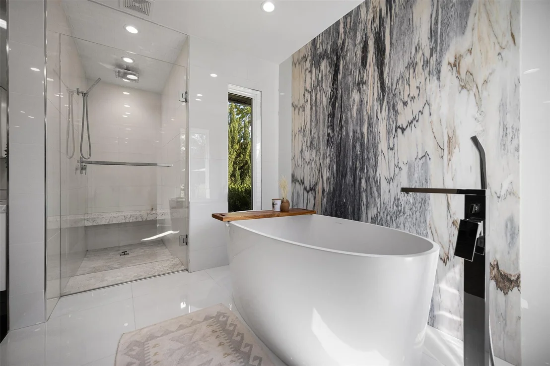 Photo of 6946 Forest Glade Circle