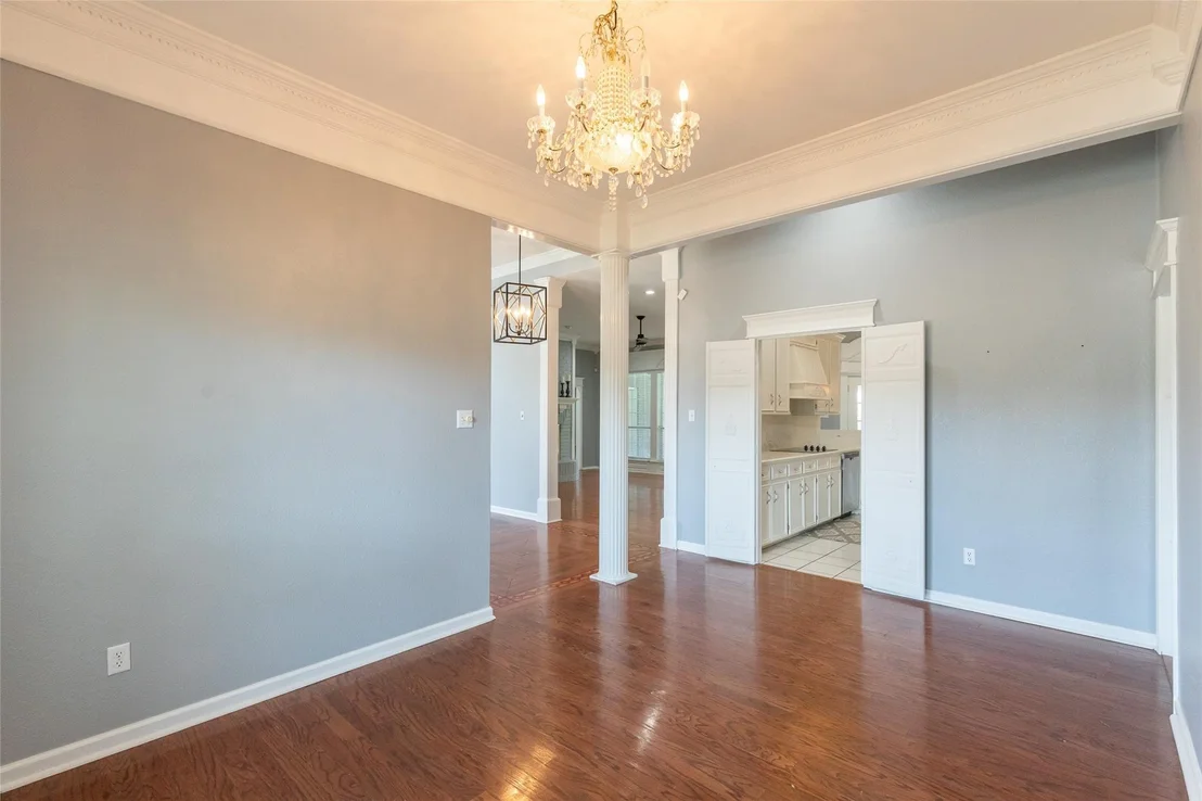 Photo of 1418 Kingwood Circle