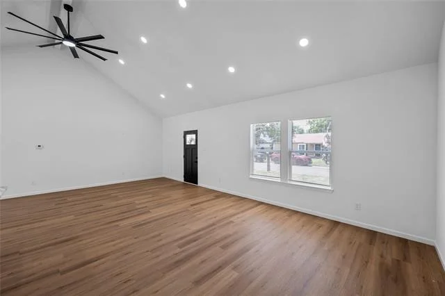 Photo of 1630 Egan Lane