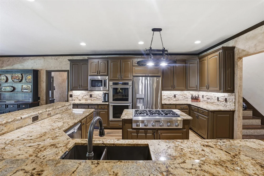 Photo of 9310 Bellechase Road