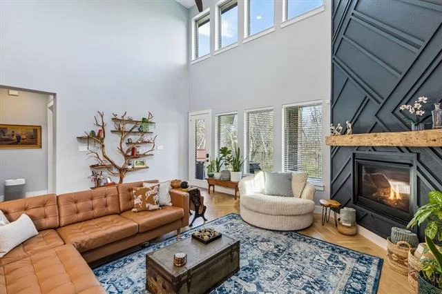 Photo of 5717 Riverside Lane