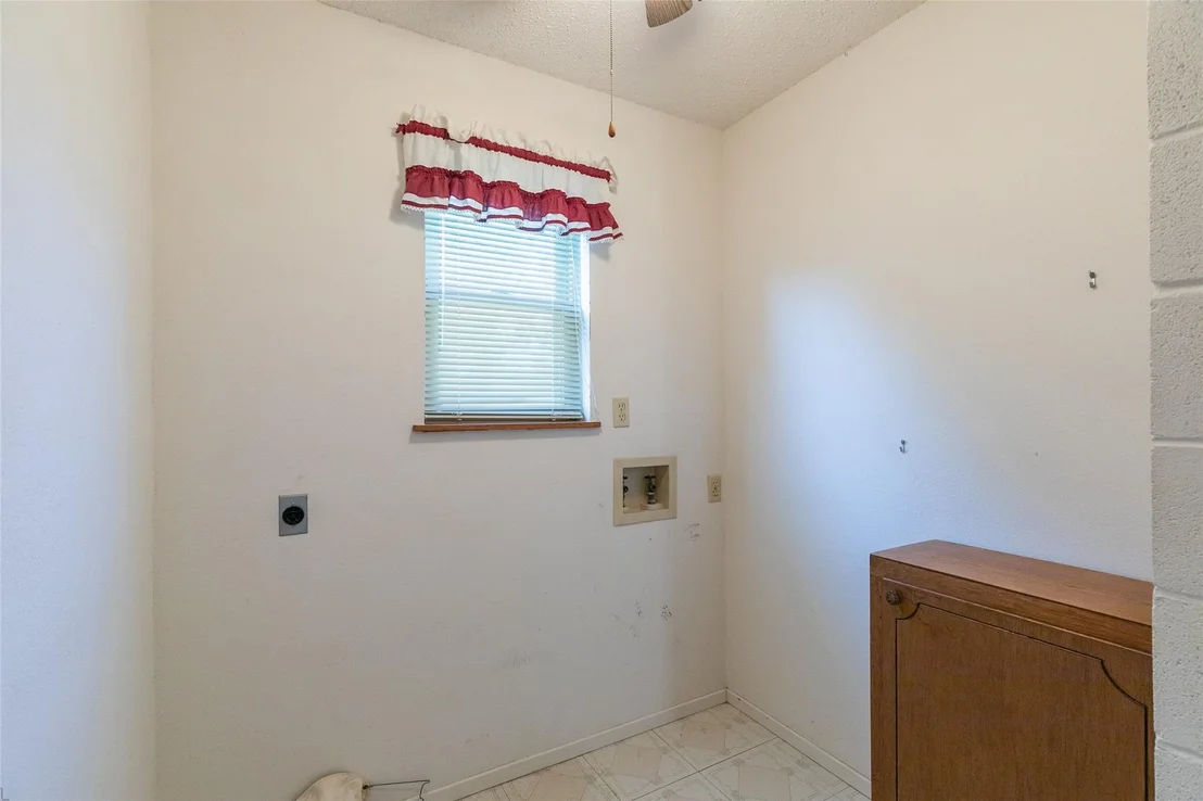 Photo of 5309 Llano Street