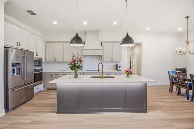 Photo of 445 Rodeo Way