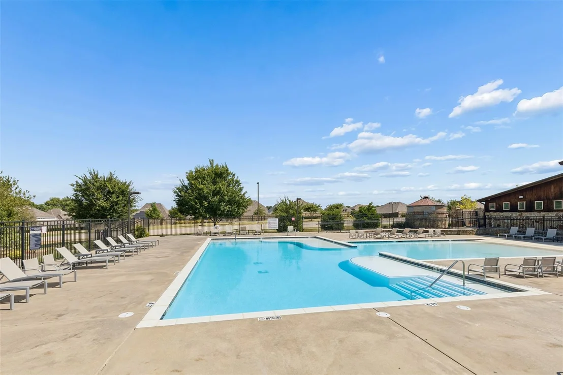 Photo of 2500 Ever Birch Way