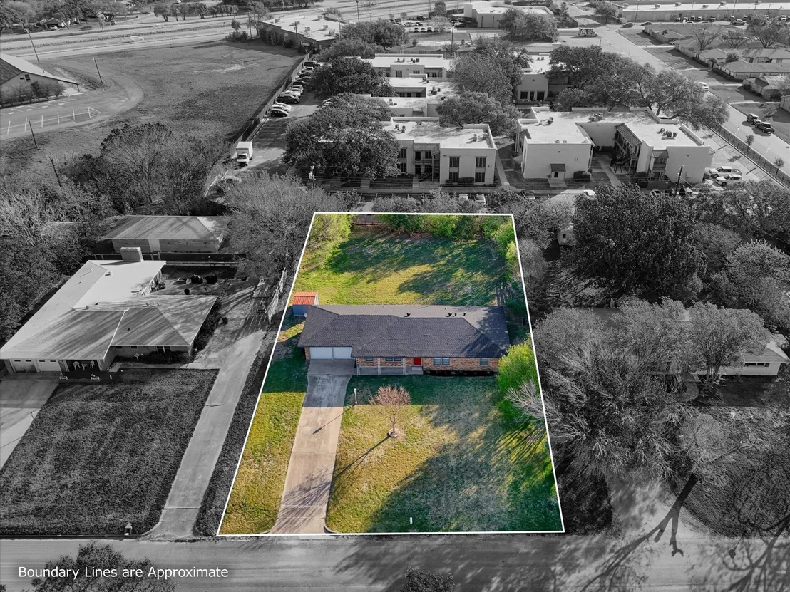 Photo of 605 Catalina Drive