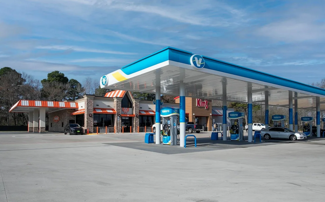 Photo of 700 N Greer Boulevard