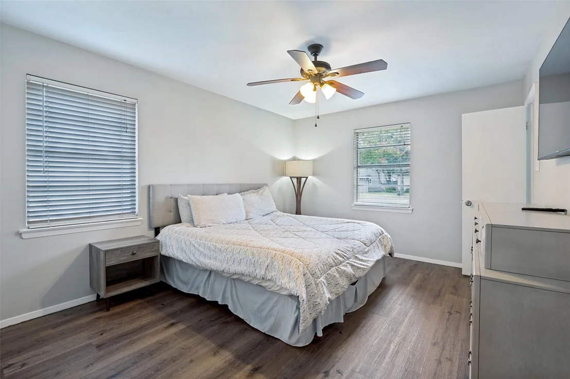 Photo of 1404 Timberlake Circle