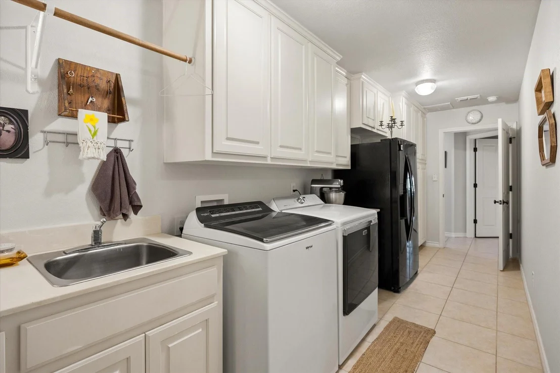 Photo of 4865 Compass Way