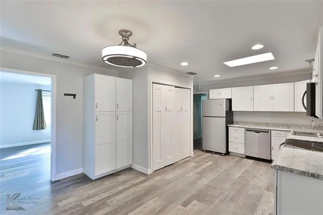 Photo of 1066 Westridge Drive