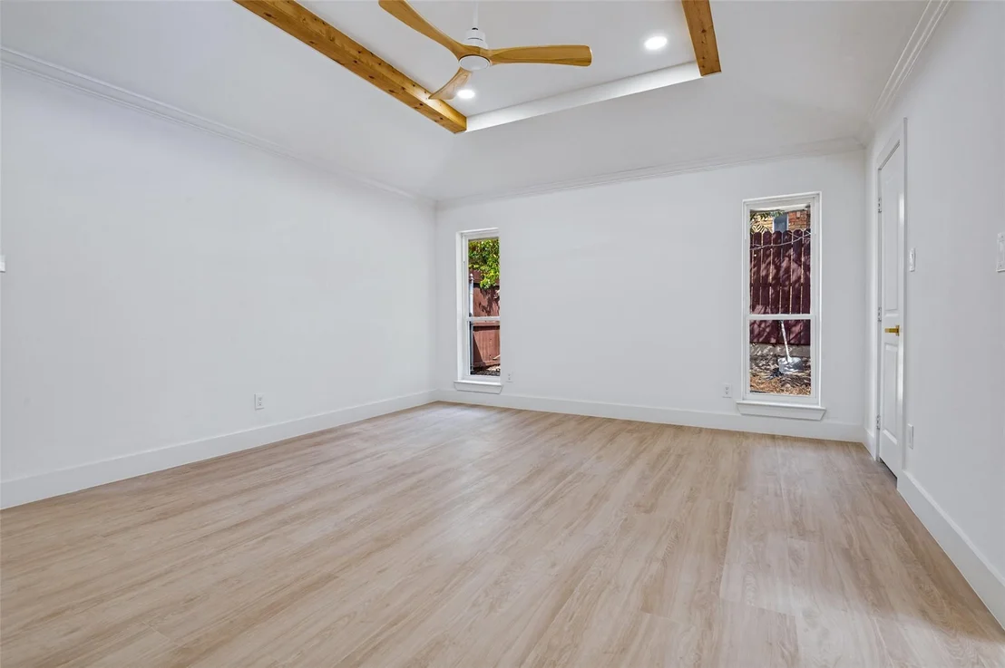 Photo of 338 Mantlebrook Drive