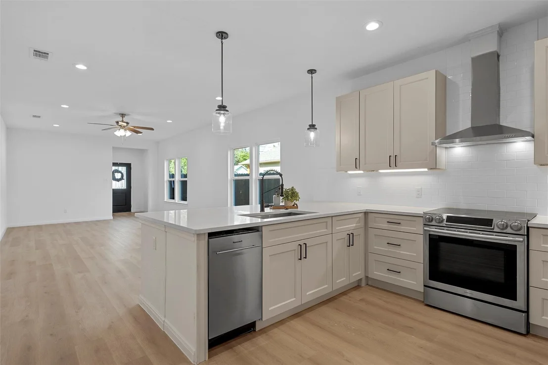 Photo of 505 Lottie Street