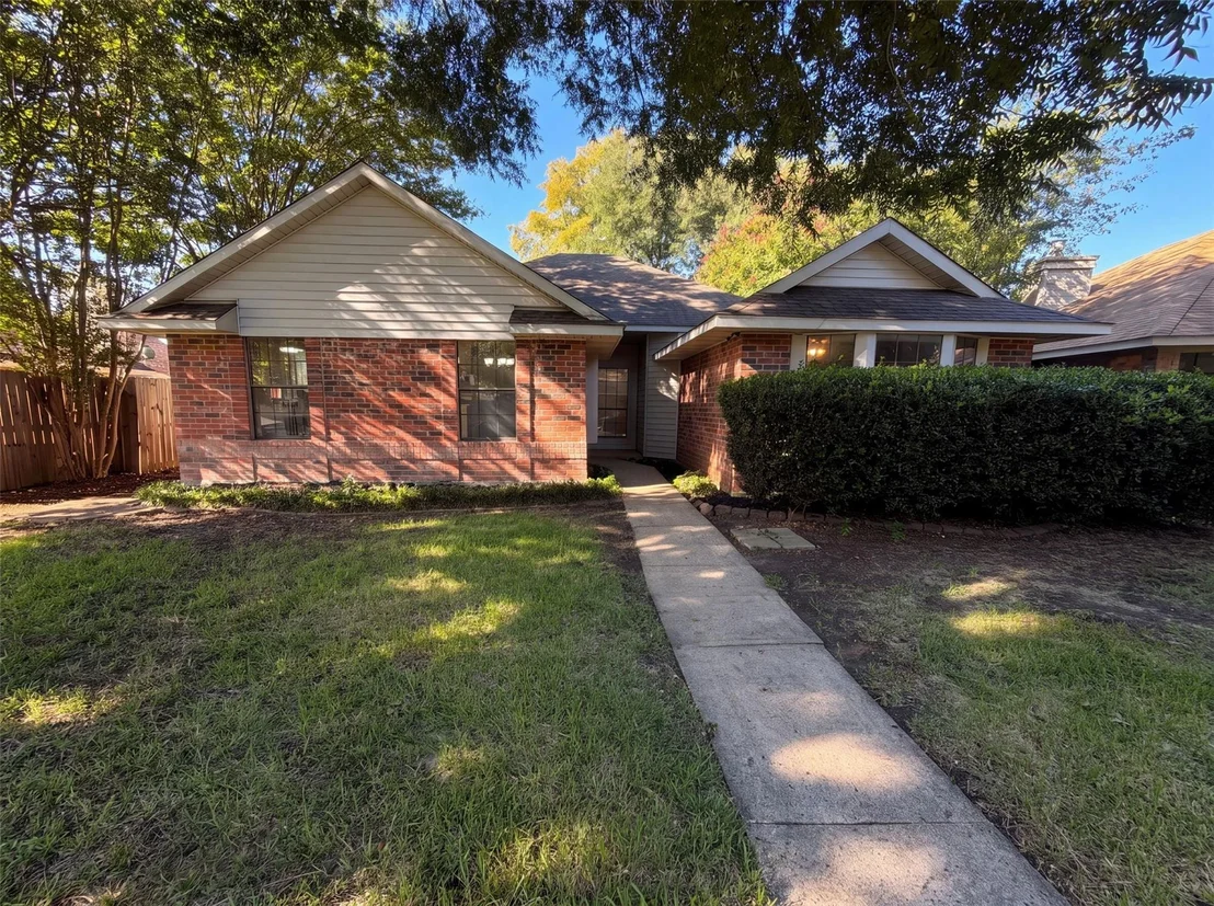 Photo of 1503 Curtis Lane
