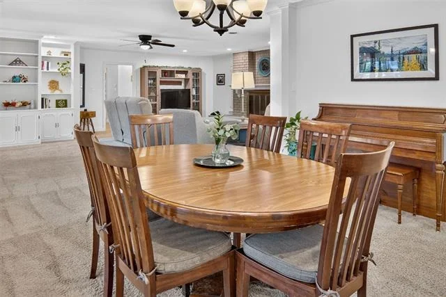 Photo of 825 Elm Street
