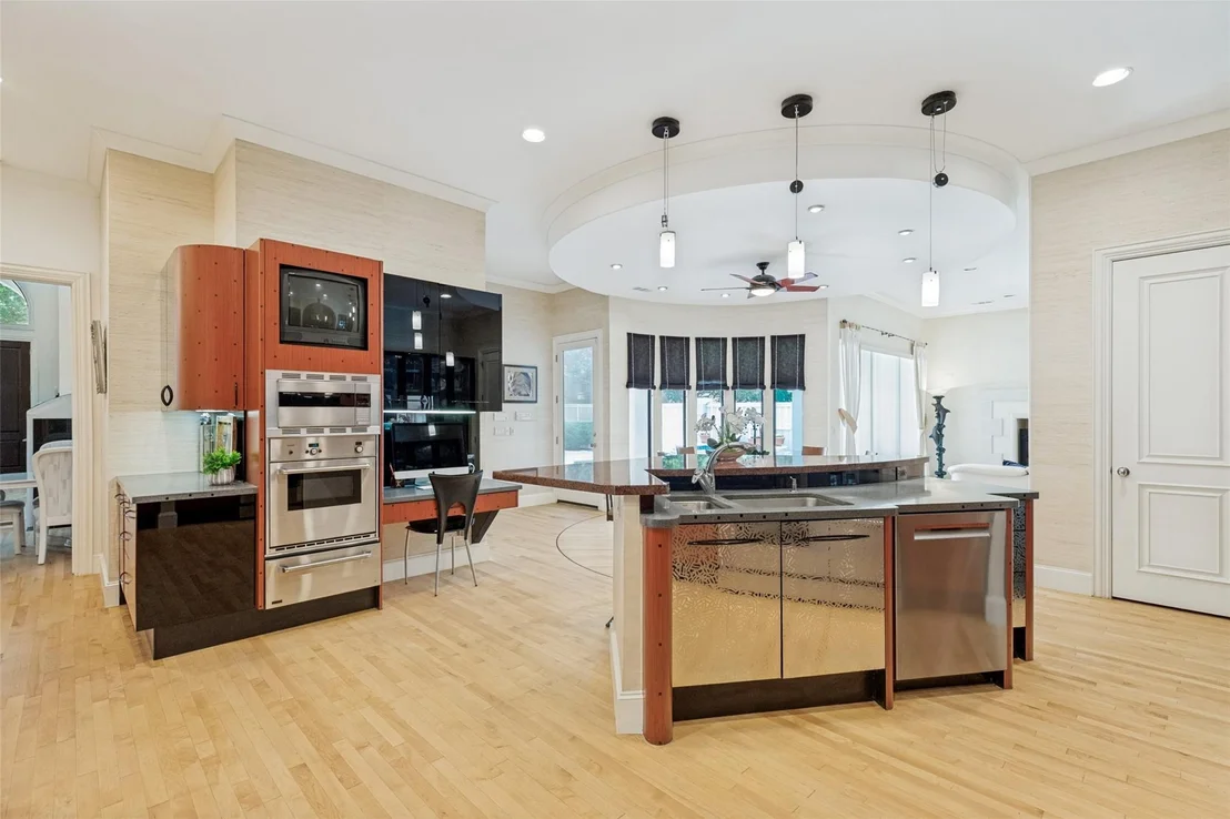 Photo of 5920 Mcfarland Drive