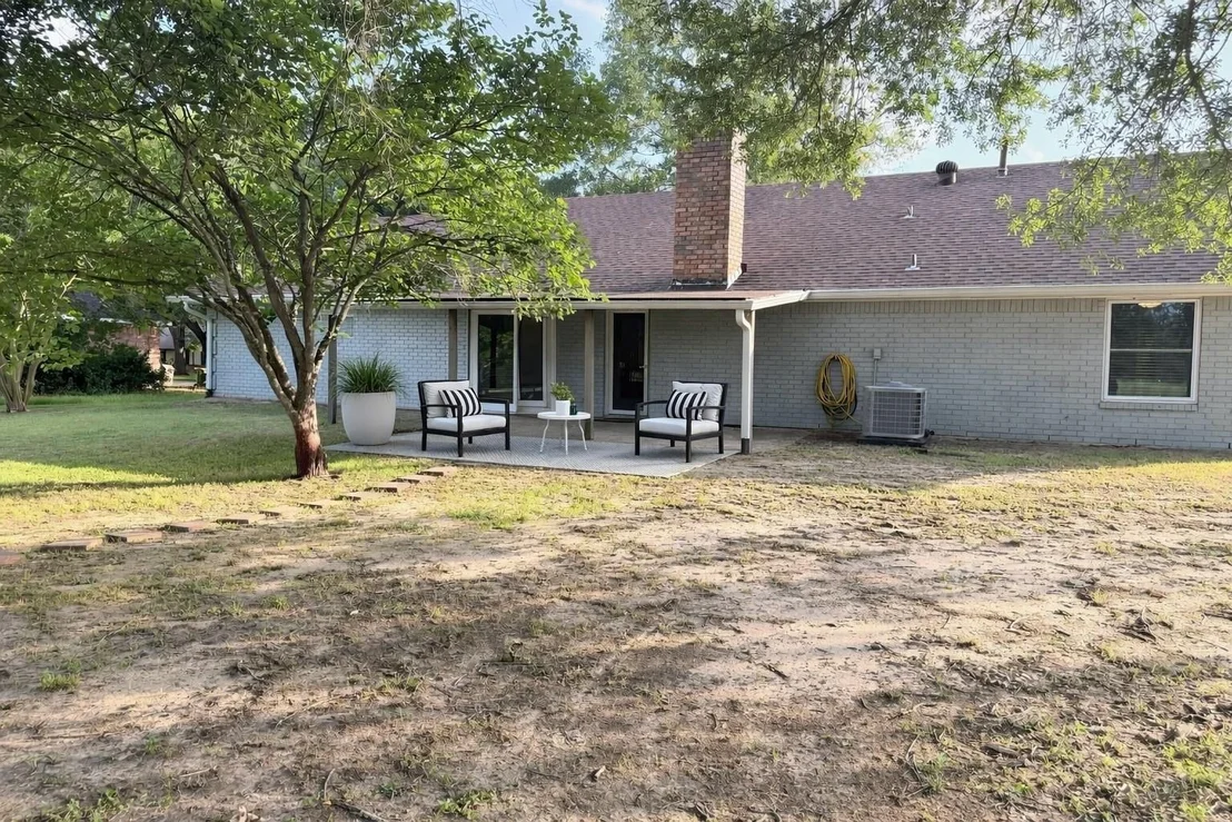 Photo of 1111 Joel Street