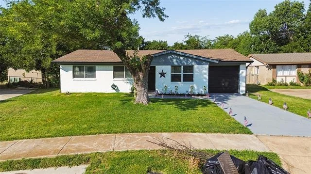 Photo of 2818 Lowell Drive
