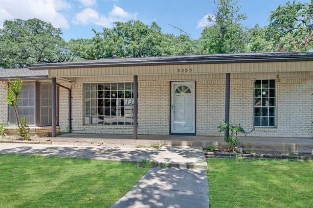 Photo of 3505 Oak Haven Drive