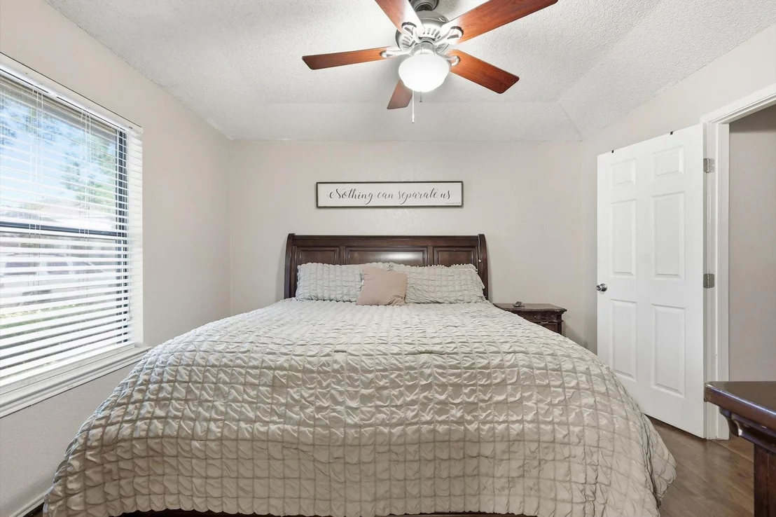 Photo of 1312 Hackamore Street