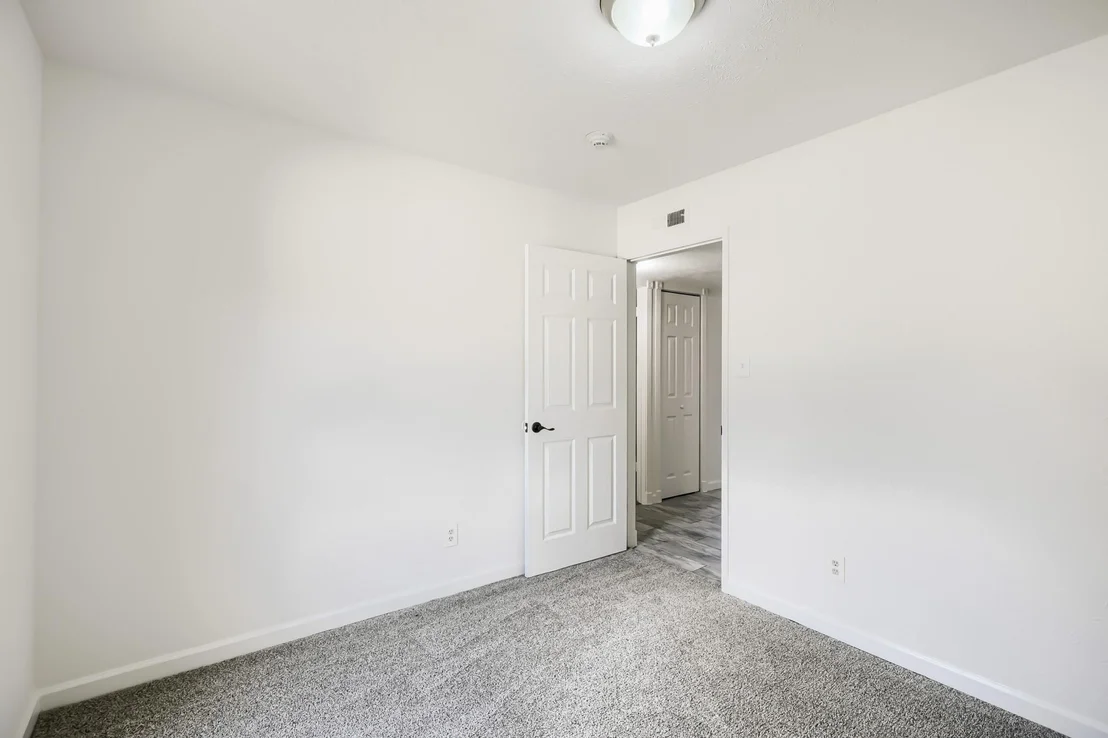 Photo of 804 Netherland Drive