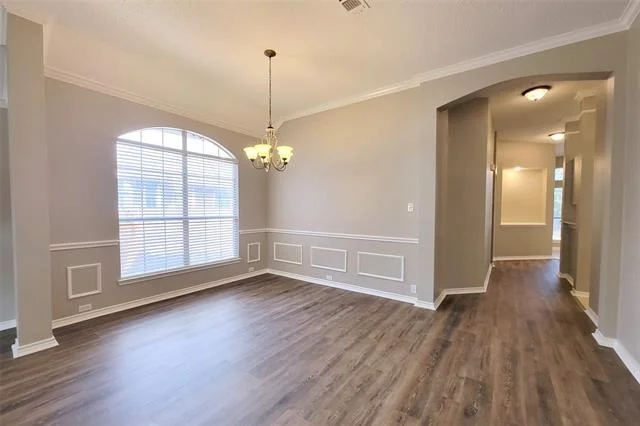 Photo of 1604 Knoll Ridge Circle