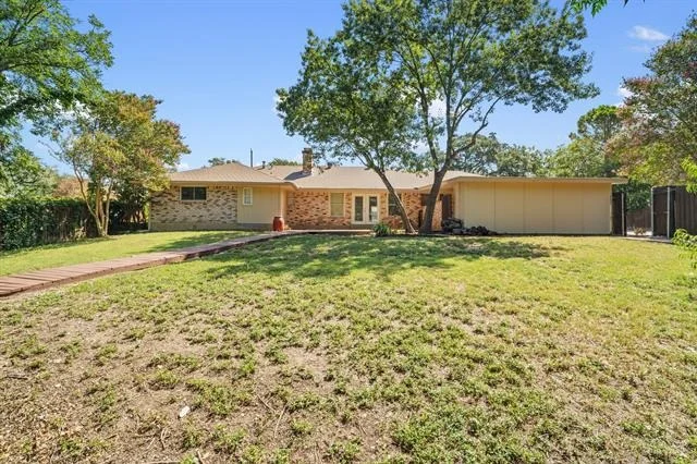 Photo of 608 Catalina Drive