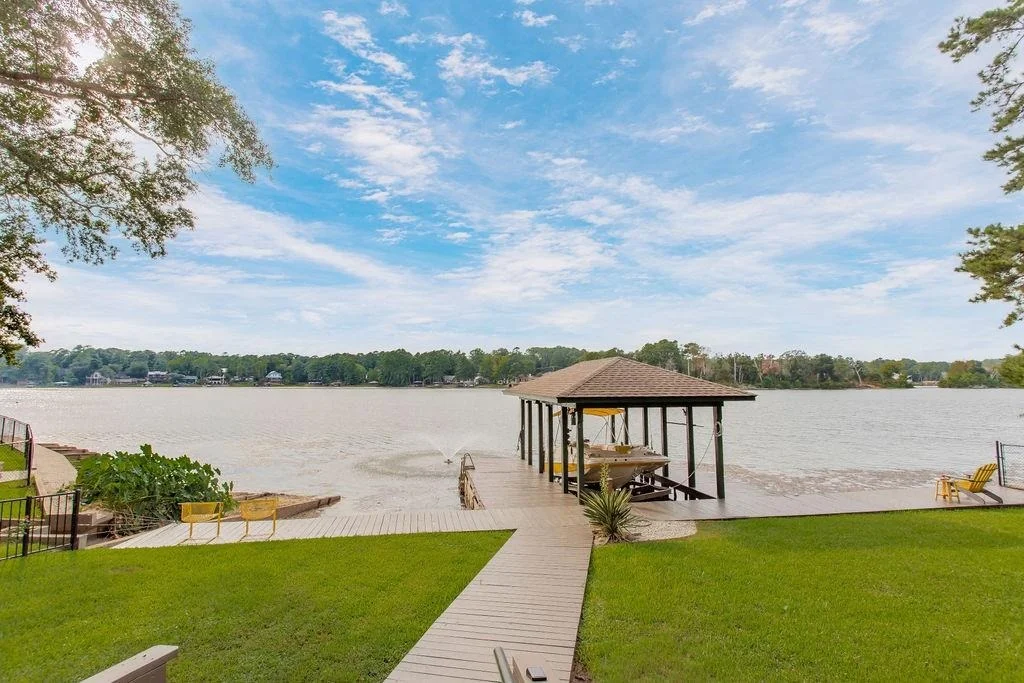 Photo of 334 Hideaway Lane Central