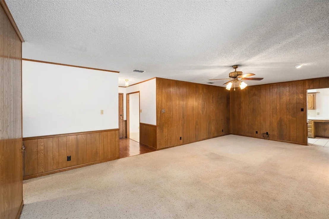 Photo of 925 Bradley Drive