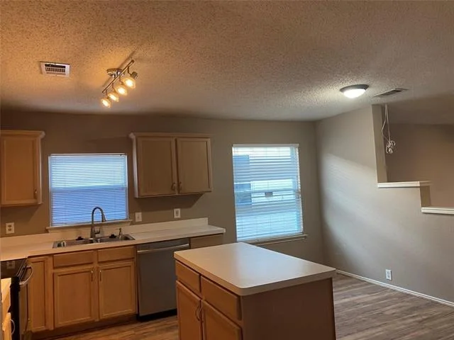Photo of 4211 Falcon Drive