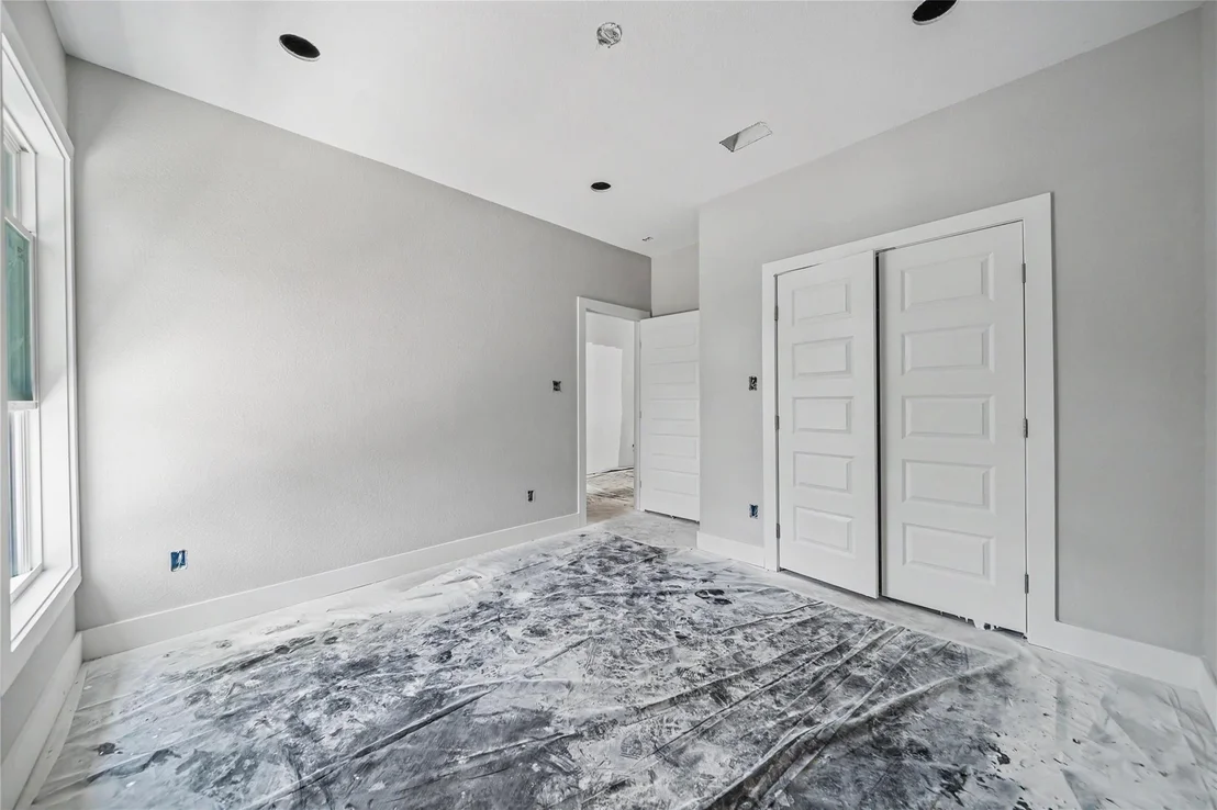 Photo of 513 Armstrong Road