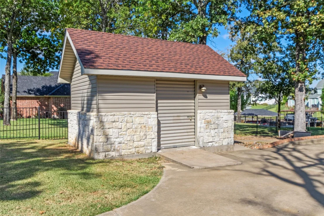 Photo of 180 Surls Drive