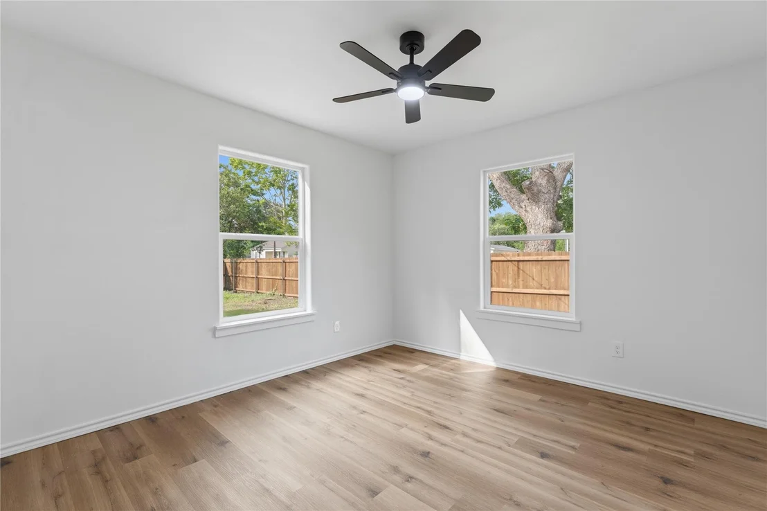 Photo of 2732 Mckenzie Avenue