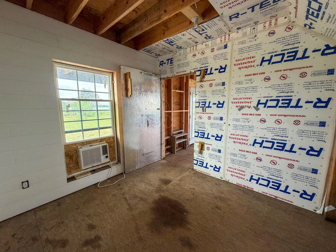 Photo of Unit 121 at 3500 Hog Bend